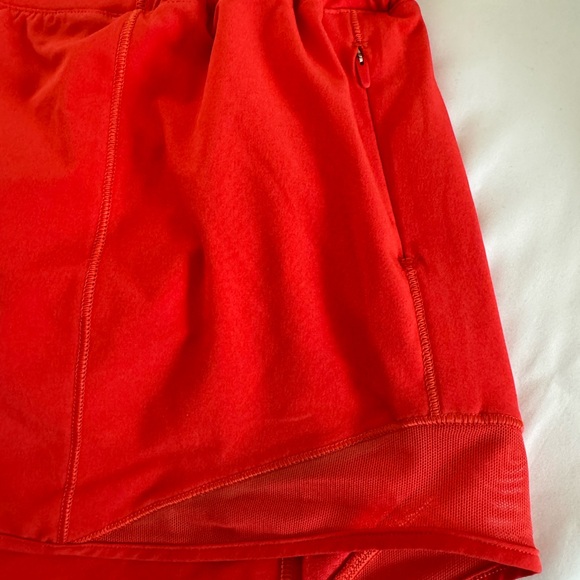 Lululemon Hotty-Hot HR short 2’5 Raspberry cream shorts - Picture 4 of 7